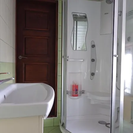 Comfort Akacija Lägenhet *